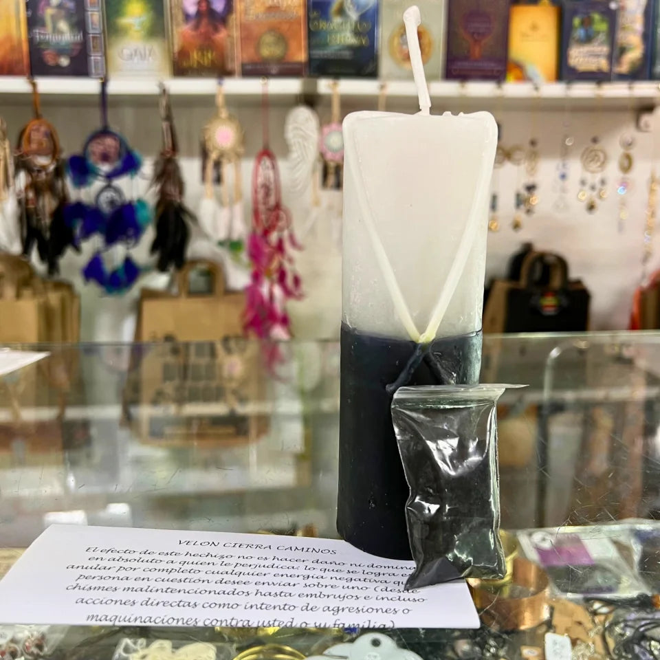 Vela Ritual Cierracaminos con Sal Negra — Protección y Alejamiento