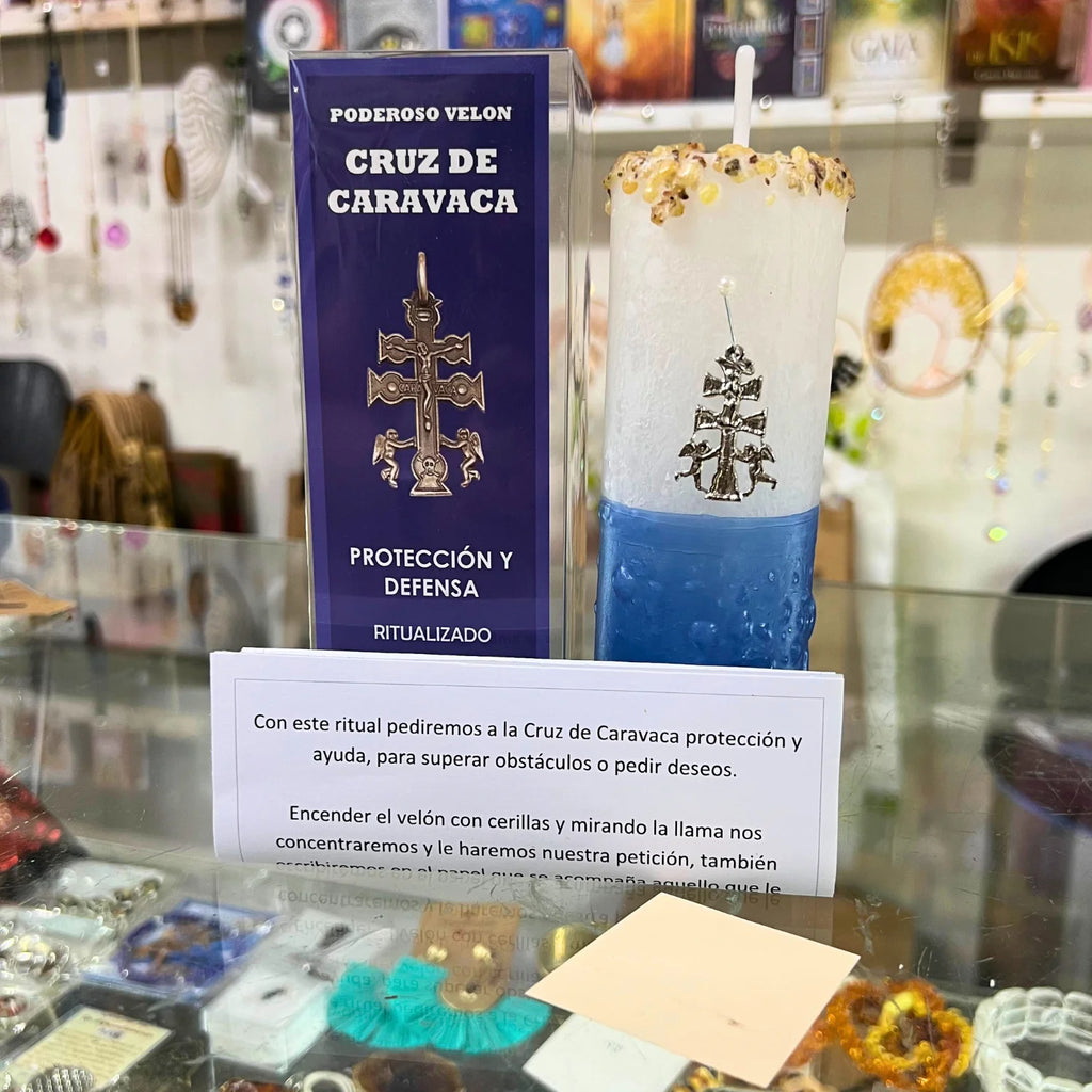 Velón de la Cruz de Caravaca — Protección Espiritual con Amuleto y Oración