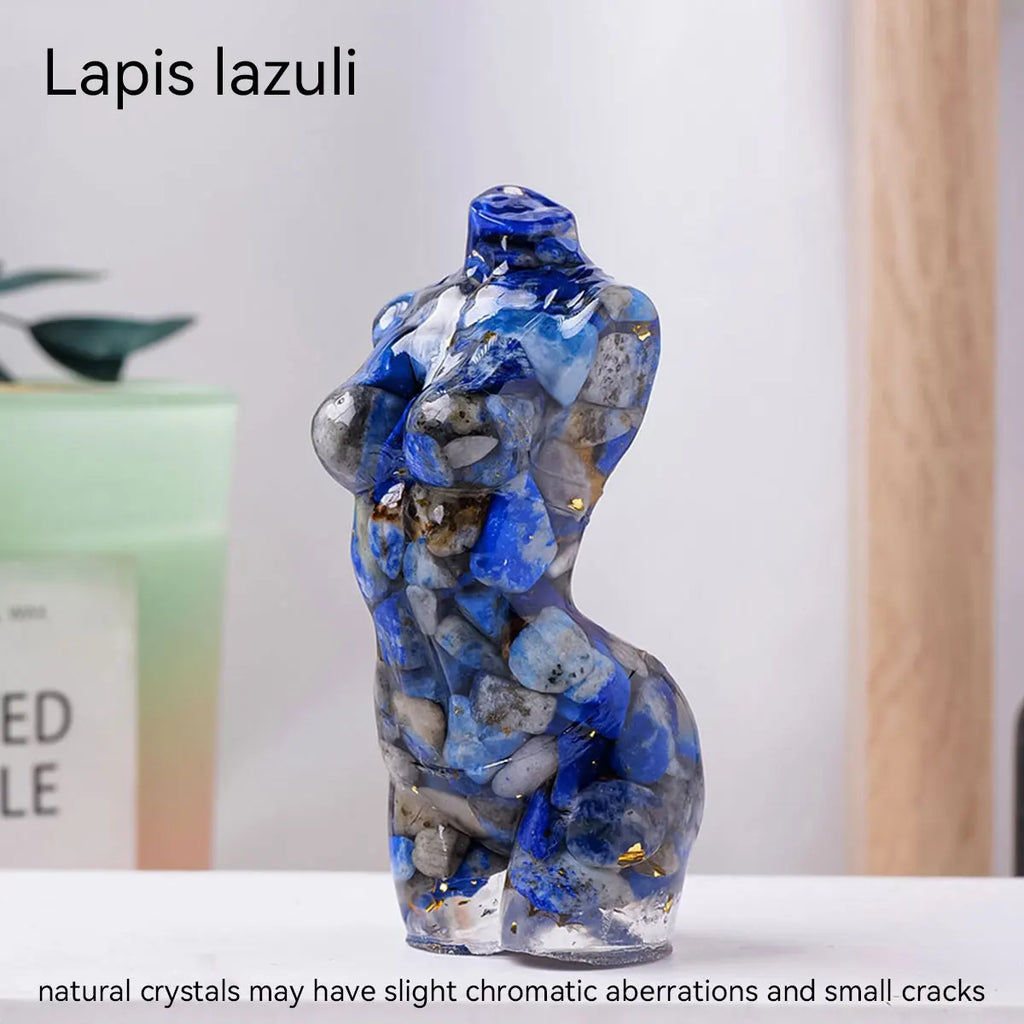 Diosa de Cristal Natural — Figura Femenina de Feminidad y Amor Propio