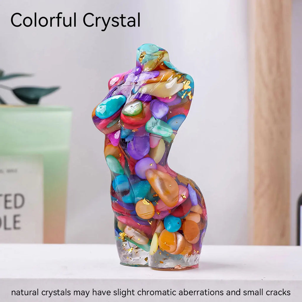 Diosa de Cristal Natural — Figura Femenina de Feminidad y Amor Propio