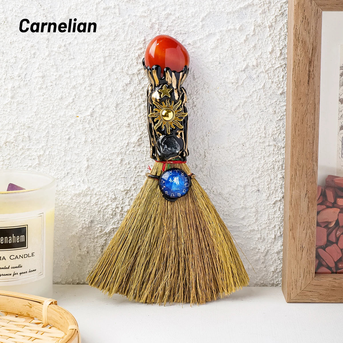 Escoba Mágica de Bruja con Cristal Natural — Amuleto Ritual