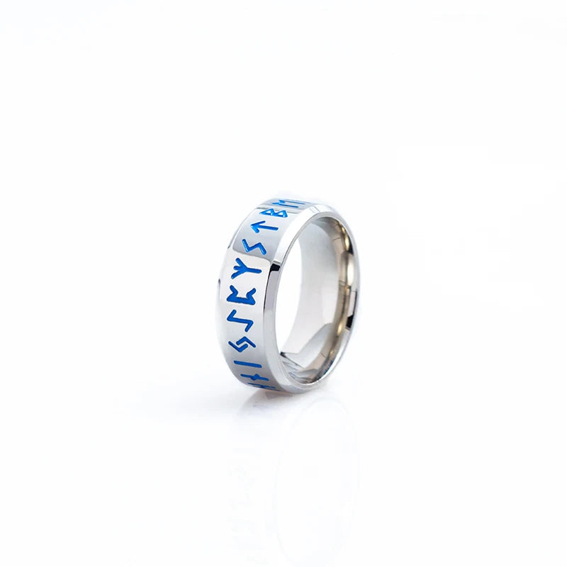 Anillo Vikingo de Runas — Acero Inoxidable de Inspiración Nórdica