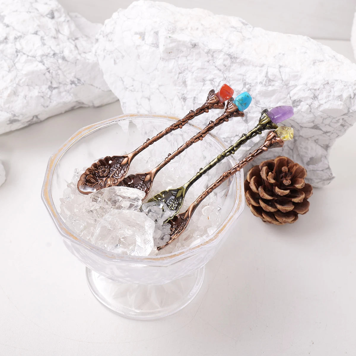 Mini Cucharita de Cristal Natural — Accesorio Decorativo de Altar