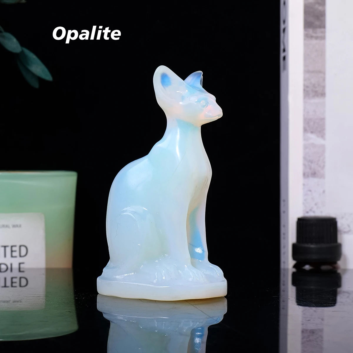 Gato Esfinge de Cristal Natural — Figura de Misterio y Elegancia