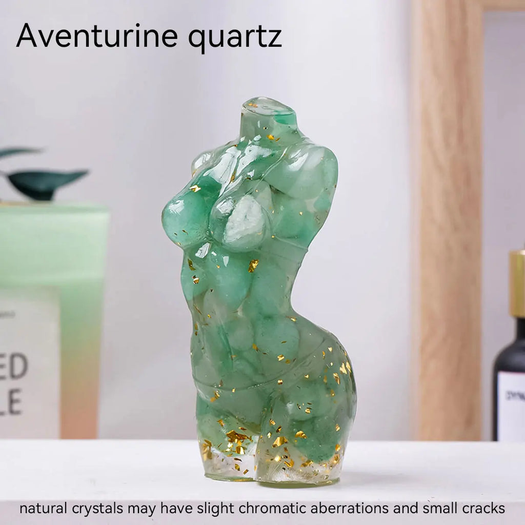 Diosa de Cristal Natural — Figura Femenina de Feminidad y Amor Propio