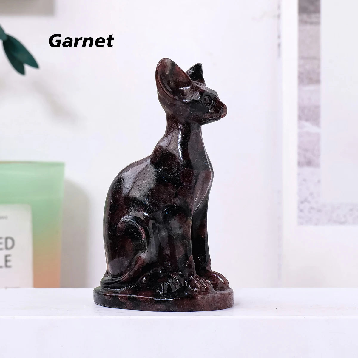 Gato Esfinge de Cristal Natural — Figura de Misterio y Elegancia