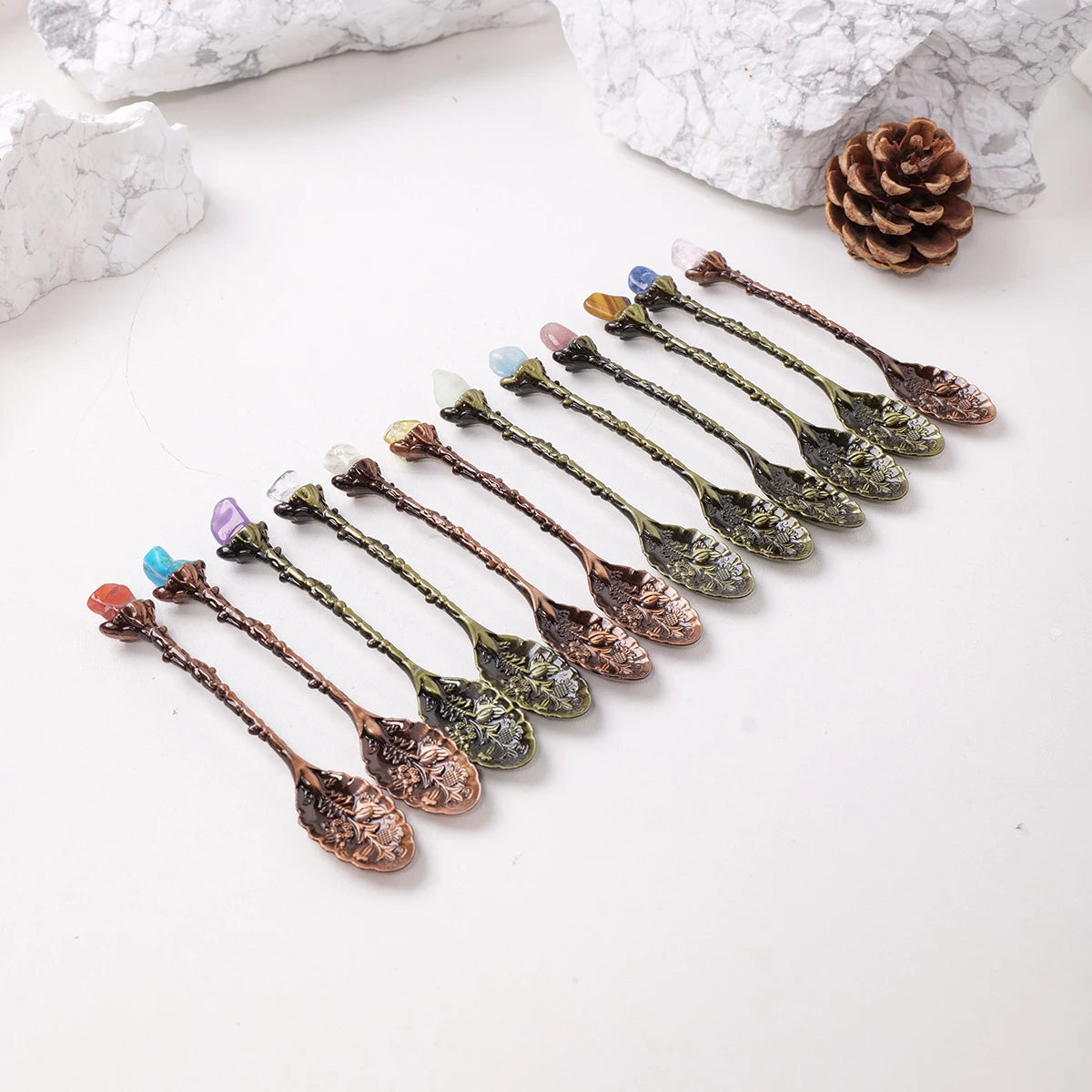 Mini Cucharita de Cristal Natural — Accesorio Decorativo de Altar