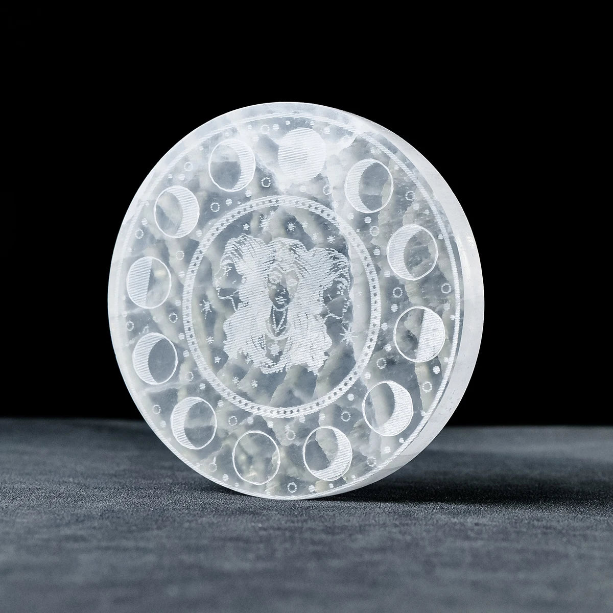 🌙 Triple Diosa Lunar de Selenita — Símbolo de las Fases de la Luna