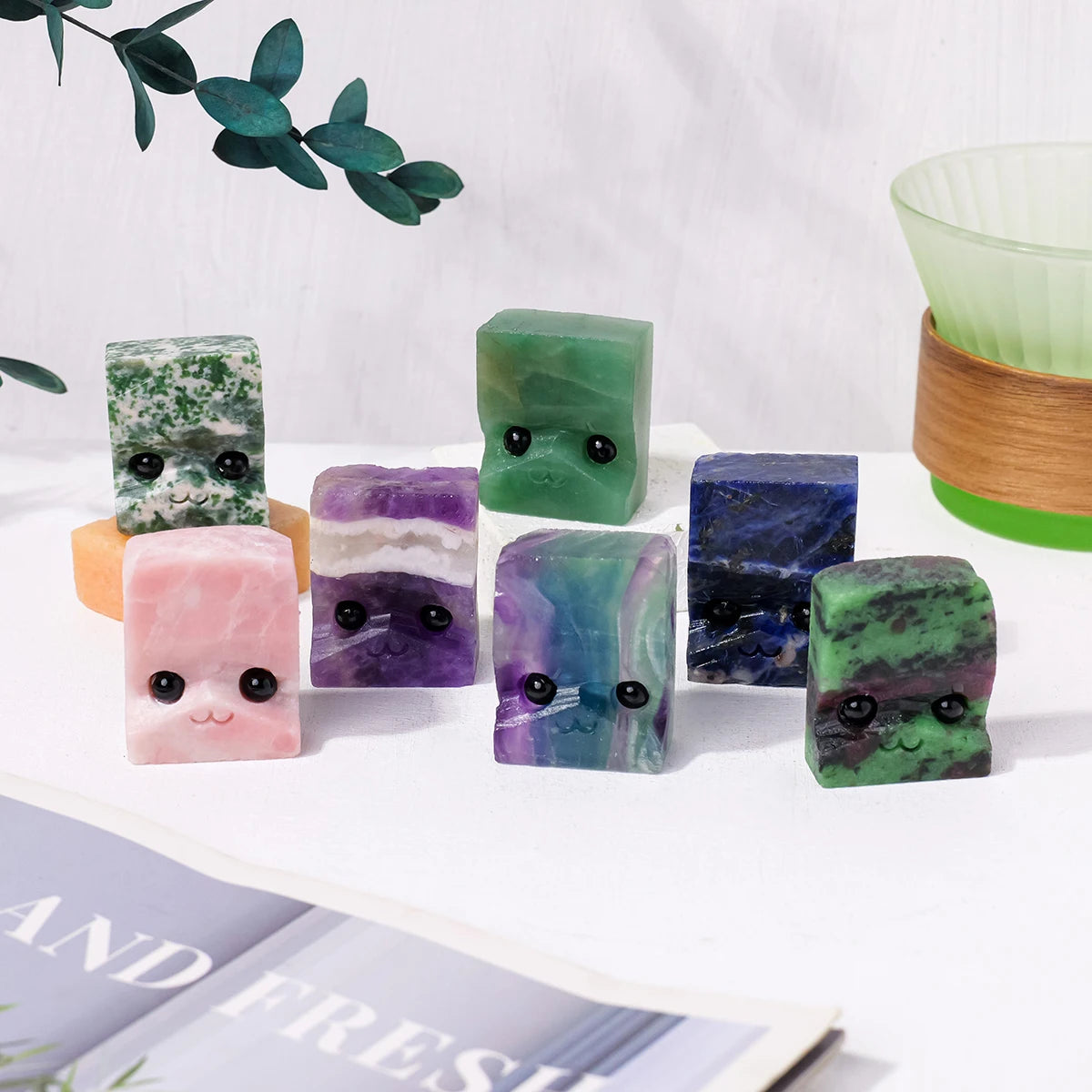 Figura de Cristales Naturales — Figura Decorativa de Altar