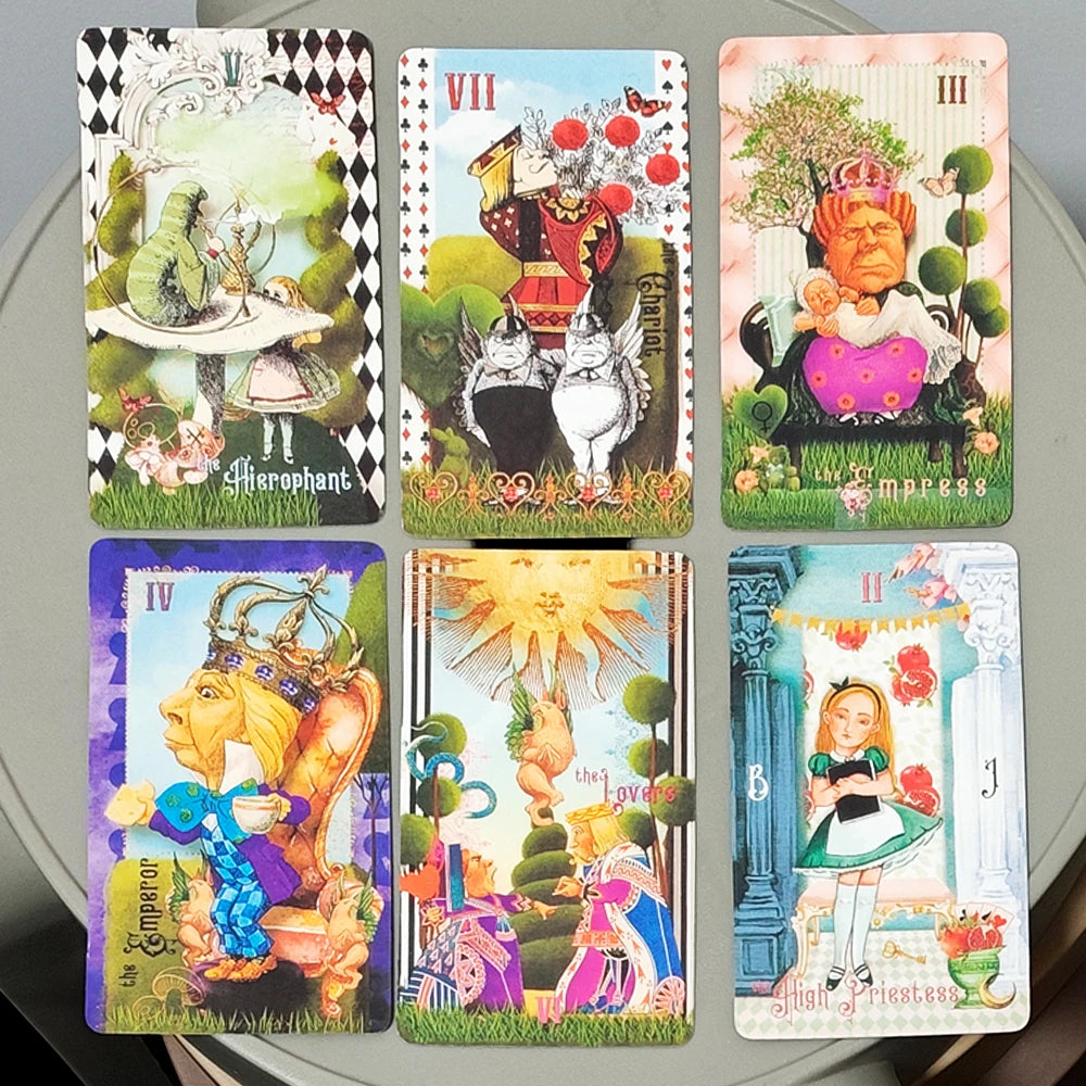 Alice in Tarotland — Tarot de Alicia en el País de las Maravillas