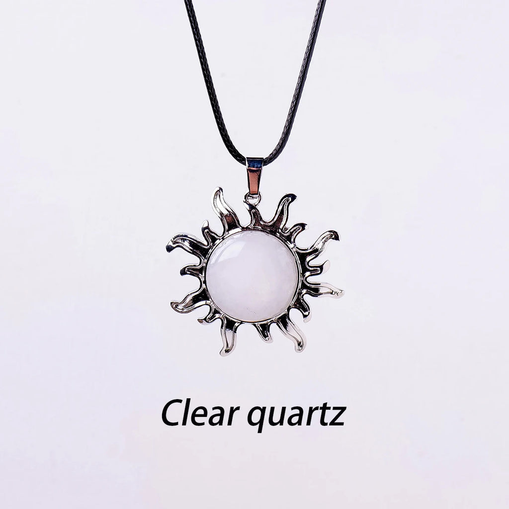 Colgante del Sol de Apolo con Cristal Natural — Amuleto Solar