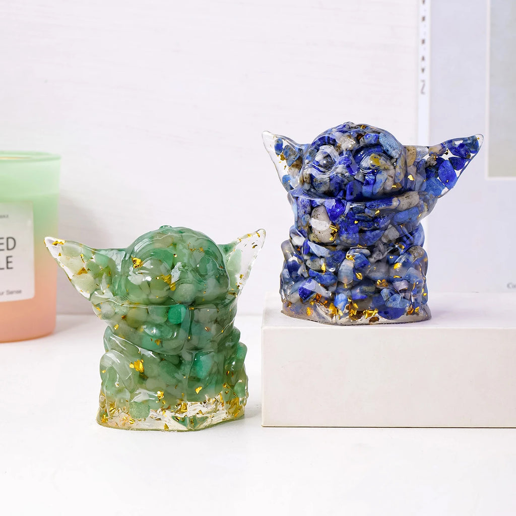 Pequeño Maestro de la Sabiduría — Figura de Cristal Natural