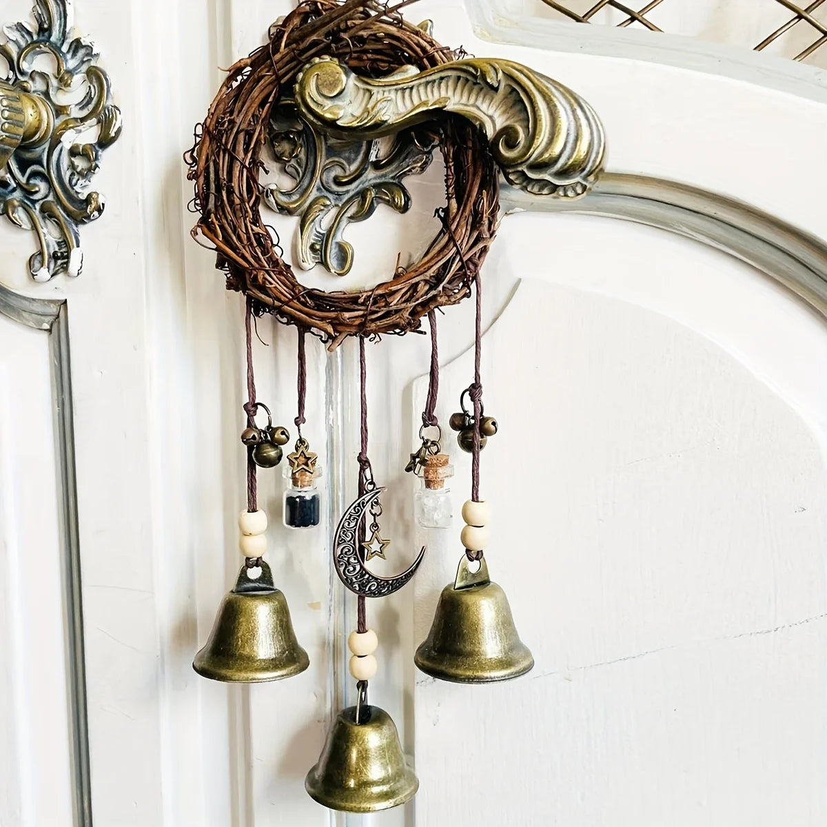 Campanas de Bruja Vintage — Protección y Armonía del Hogar